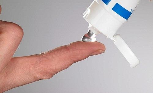 Nguyên Tắc Sử Dụng Thuốc Bôi Ngoài Da 1 Thuoc Boi Ngoai Da Dung Sao Cho Dung 201717610